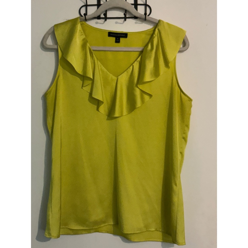 Banana Republic Womens Sz Medium Sleeveless Ruffle Collar Chartreuse Satin Top